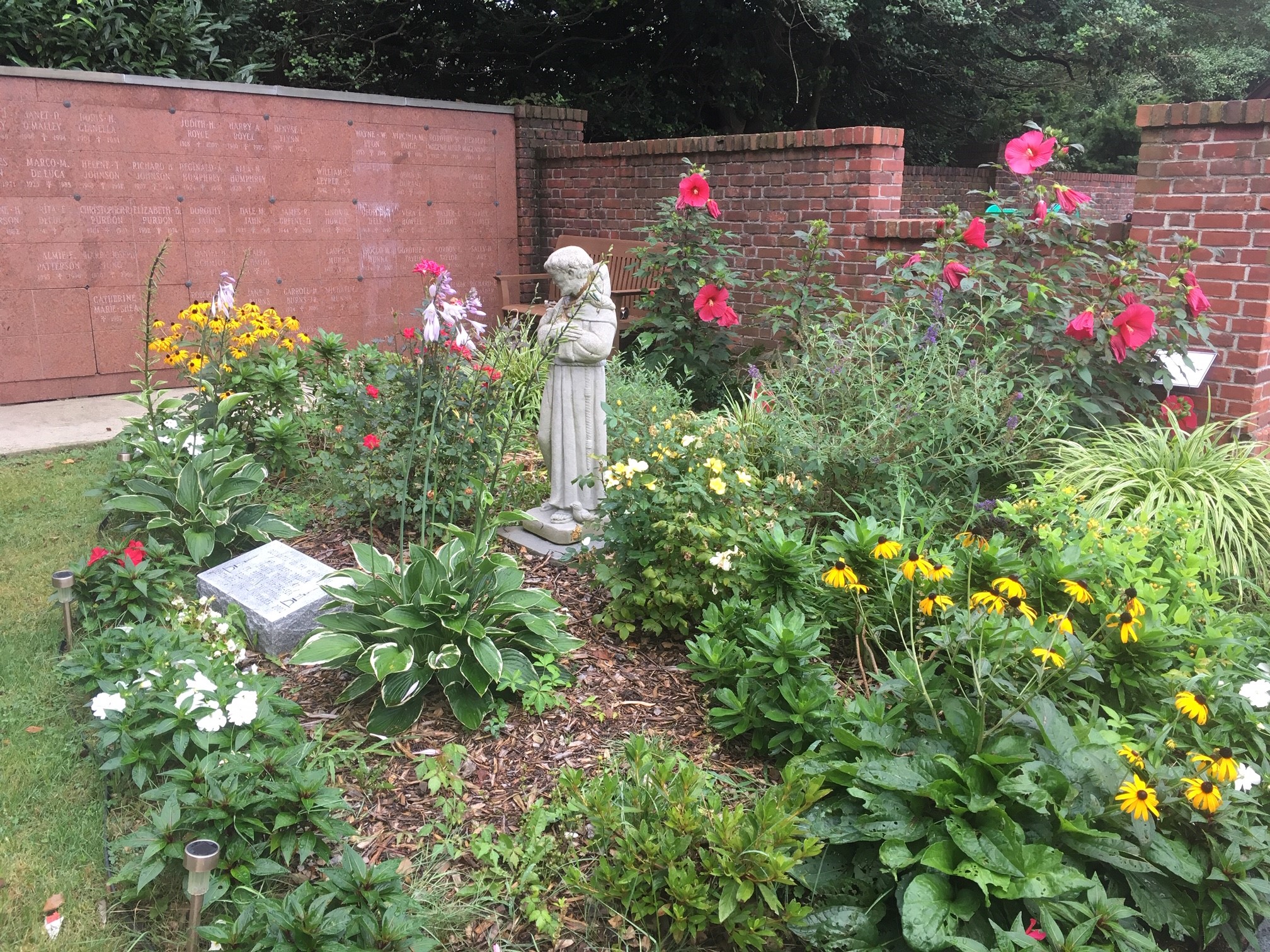 Columbarium Garden - Maia