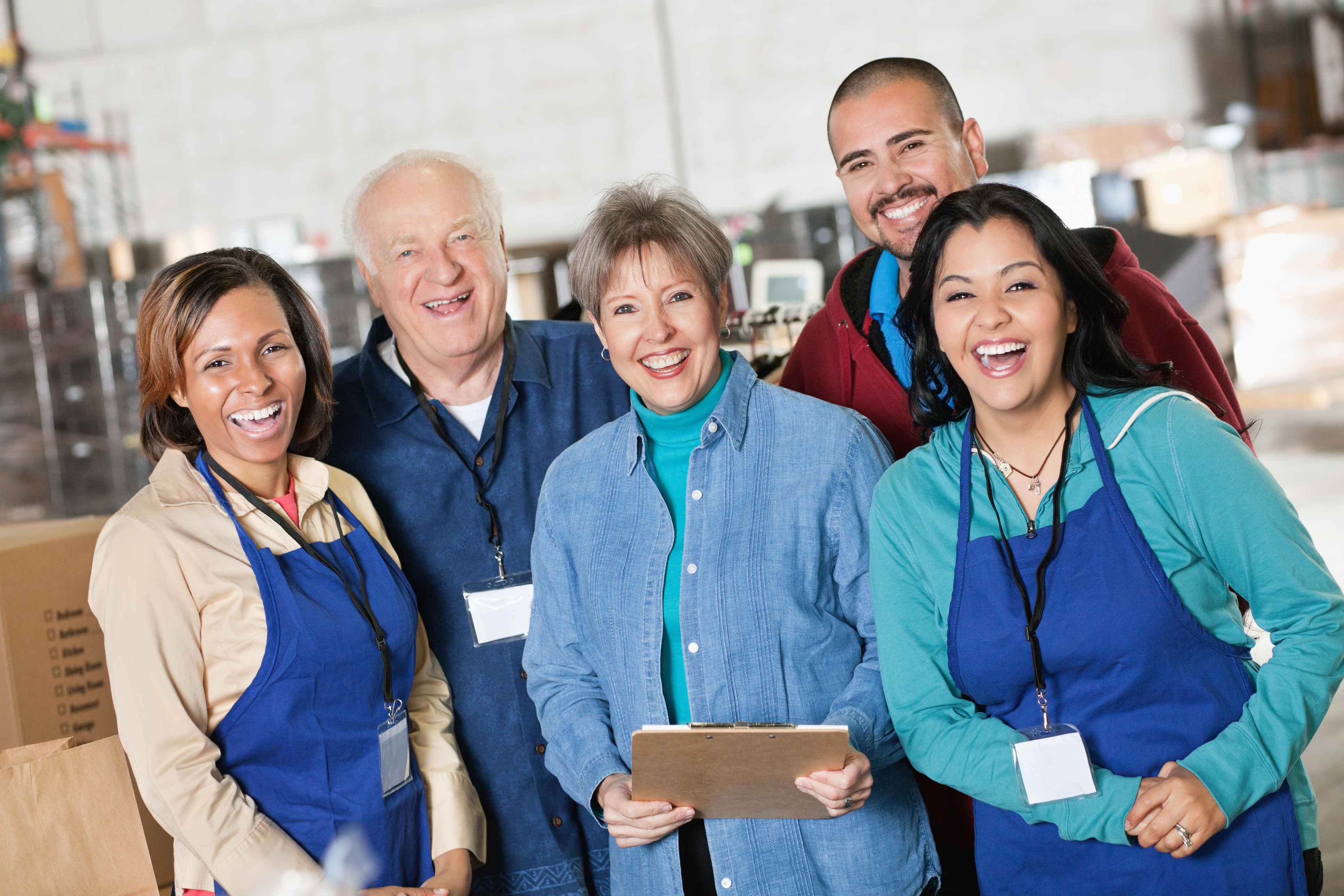 iStock-147970568 volunteers